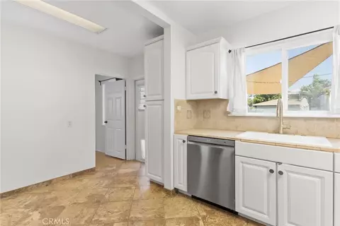 Entry Way - 6714 Palm, Riverside, CA 92506 photo 1 of 1