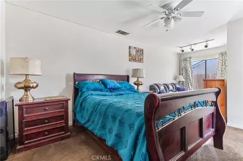 Bedroom - 14182 Gayhead, Apple Valley, CA 92307 photo 5 of 12