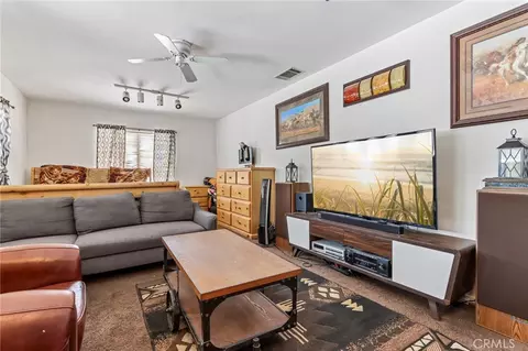 Bedroom - 14182 Gayhead, Apple Valley, CA 92307 photo 9 of 12