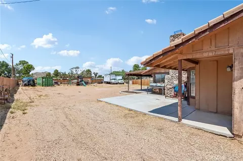 Exterior - 14182 Gayhead, Apple Valley, CA 92307 photo 12 of 22