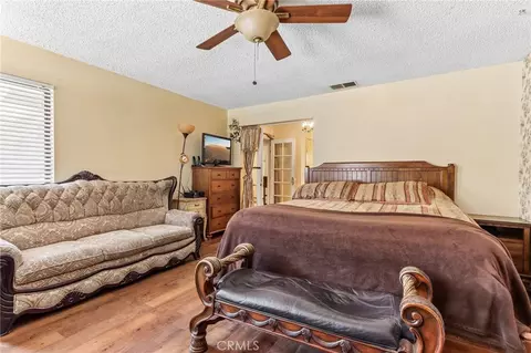 Bedroom - 14182 Gayhead, Apple Valley, CA 92307 photo 3 of 12
