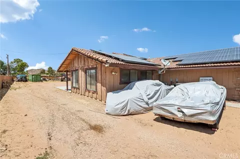 Exterior - 14182 Gayhead, Apple Valley, CA 92307 photo 11 of 17