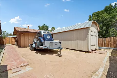 Exterior - 14182 Gayhead, Apple Valley, CA 92307 photo 7 of 22