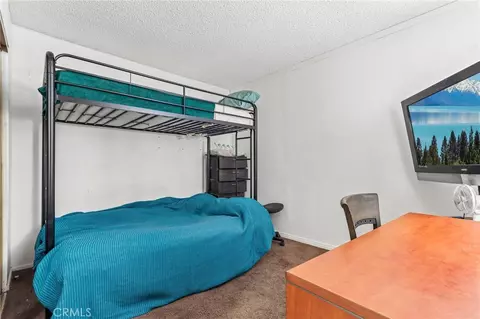 Bedroom - 14182 Gayhead, Apple Valley, CA 92307 photo 4 of 12