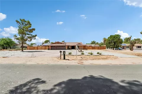 Exterior - 14182 Gayhead, Apple Valley, CA 92307 photo 4 of 22