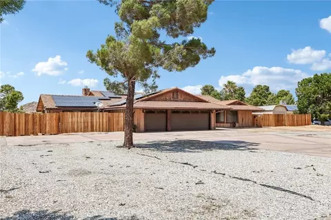 Exterior - 14182 Gayhead, Apple Valley, CA 92307 photo 2 of 22