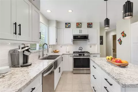 Kitchen - 737 Beverly Rd, Corona, CA 92879 photo 1 of 5