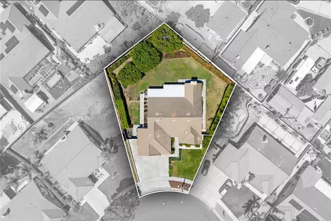 View/Area - 737 Beverly Rd, Corona, CA 92879 photo 1 of 3