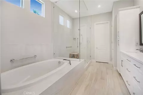 Bath - 51890 Sawtooth Ct, Indio, CA 92201 photo 1 of 7