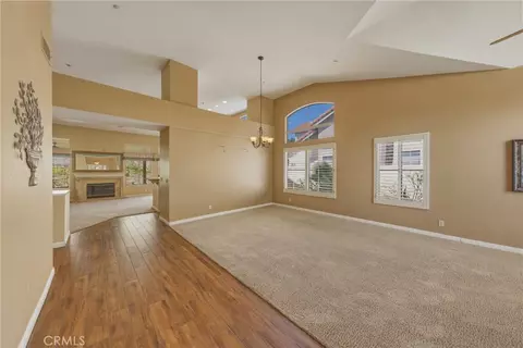 Living - 28346 Saffron Ave, Highland, CA 92346 photo 9 of 11