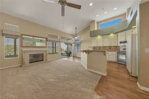 Living - 28346 Saffron Ave, Highland, CA 92346 photo 3 of 11