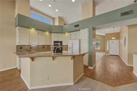 Kitchen - 28346 Saffron Ave, Highland, CA 92346 photo 1 of 4