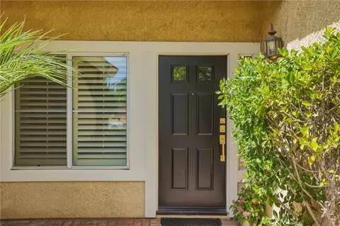 Entry Way - 28346 Saffron Ave, Highland, CA 92346 photo 3 of 3