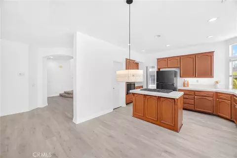 Entry Way - 476 Somerset Cir, Corona, CA 92879 photo 3 of 7