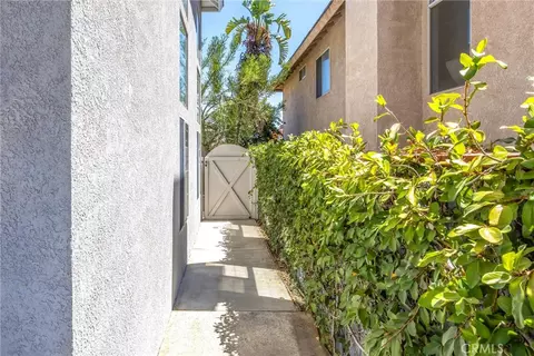 Exterior - 476 Somerset Cir, Corona, CA 92879 photo 11 of 11