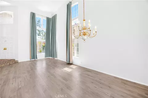 Living - 476 Somerset Cir, Corona, CA 92879 photo 6 of 19