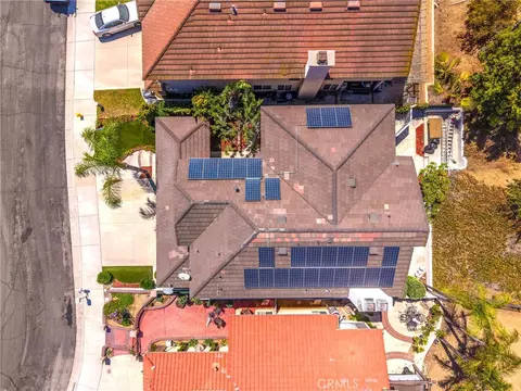 View/Area - 476 Somerset Cir, Corona, CA 92879 photo 9 of 9