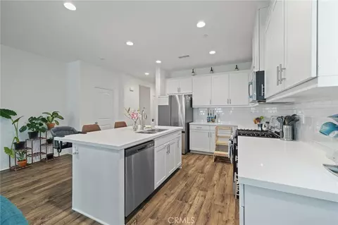 Kitchen - 14098 Hera, Beaumont, CA 92223 photo 1 of 1