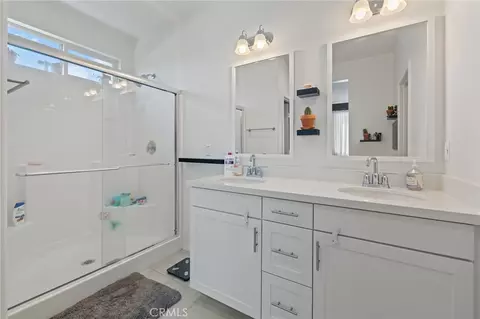 Bath - 14098 Hera, Beaumont, CA 92223 photo 2 of 2