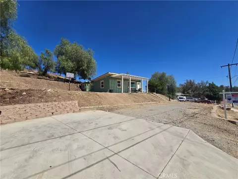 28530 Williams Dr, Quail Valley, CA 92587