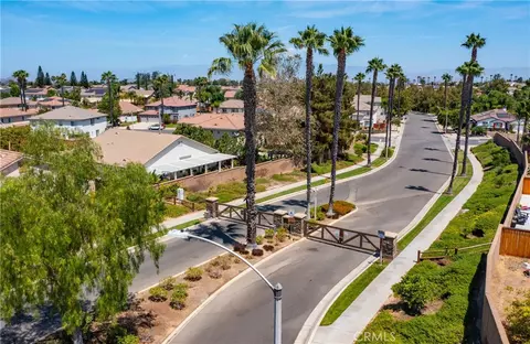 View/Area - 12599 Avocado, Riverside, CA 92503 photo 7 of 7