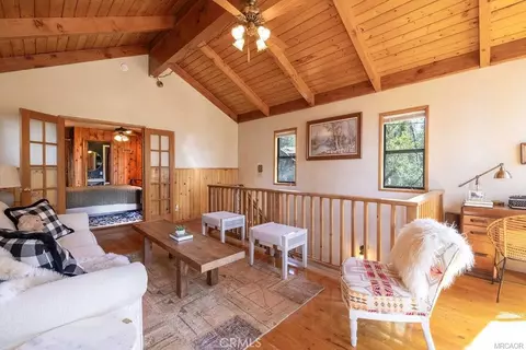 Living - 835 Jaybird Ln, Big Bear Lake, CA 92315 photo 6 of 6