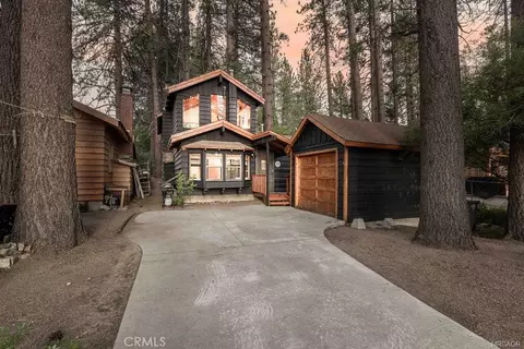 Exterior - 835 Jaybird Ln, Big Bear Lake, CA 92315 photo 5 of 8