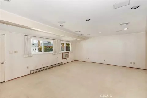 Living - 8771 Harper Ct, Riverside, CA 92503 photo 3 of 4