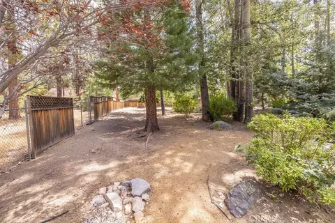 Exterior - 155 Lodgepole, Big Bear Lake, CA 92315 photo 7 of 13