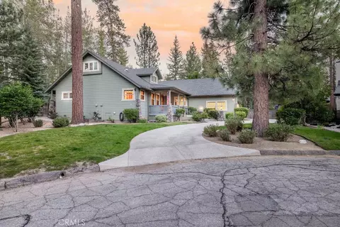 Exterior - 155 Lodgepole, Big Bear Lake, CA 92315 photo 2 of 13