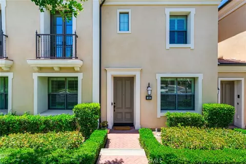 Exterior - 161 Working Rnch, Irvine, CA 92602 photo 3 of 4
