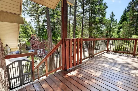 Exterior - 27427 Pinewood, Lake Arrowhead, CA 92352 photo 3 of 21