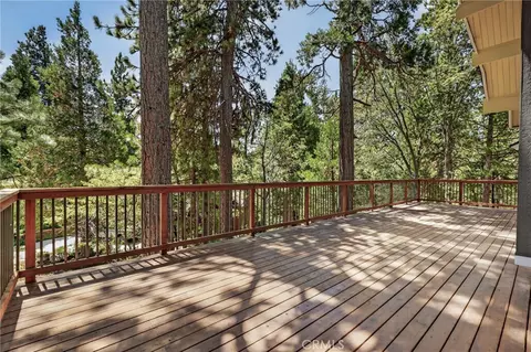 Exterior - 27427 Pinewood, Lake Arrowhead, CA 92352 photo 6 of 21