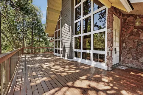 Exterior - 27427 Pinewood, Lake Arrowhead, CA 92352 photo 7 of 21