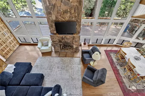 Living - 27427 Pinewood, Lake Arrowhead, CA 92352 photo 6 of 7