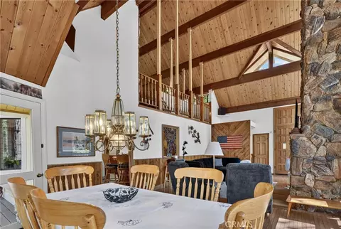 Dining - 27427 Pinewood, Lake Arrowhead, CA 92352 photo 3 of 3