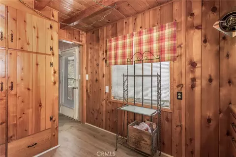 Entry Way - 208 Lytle, Lytle Creek, CA 92358 photo 1 of 3
