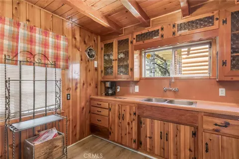 Kitchen - 208 Lytle, Lytle Creek, CA 92358 photo 1 of 2