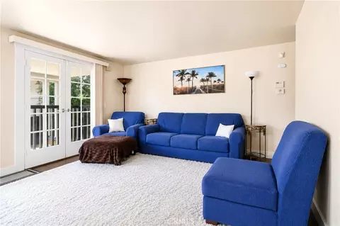 Living - 1394 N Raymond, Pasadena, CA 91103 photo 2 of 2