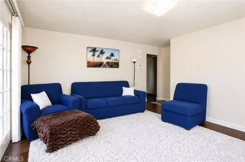 Living - 1394 N Raymond, Pasadena, CA 91103 photo 1 of 2