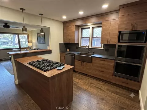 Kitchen - 965 Hazel Ave, San Bernardino, CA 92410 photo 6 of 6