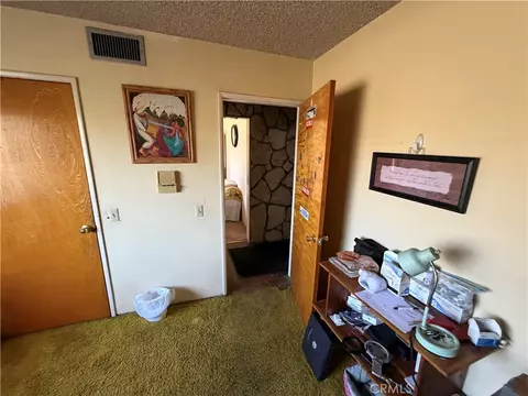 Bedroom - 965 Hazel Ave, San Bernardino, CA 92410 photo 10 of 11