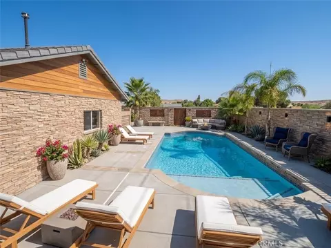 Exterior - 965 Hazel Ave, San Bernardino, CA 92410 photo 3 of 7
