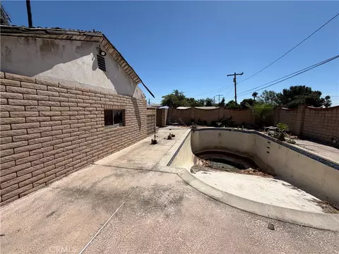 Exterior - 965 Hazel Ave, San Bernardino, CA 92410 photo 2 of 7