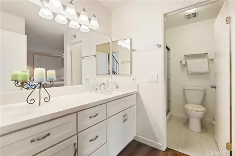 Bath - 2158 Ranchwood, Riverside, CA 92506 photo 2 of 2