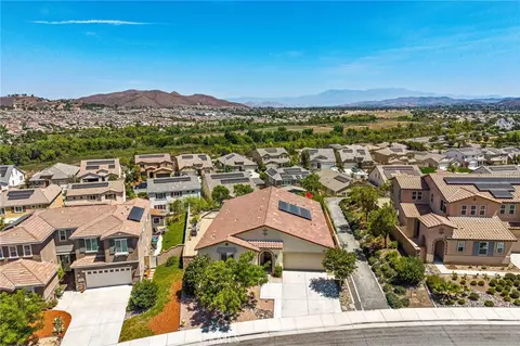 View/Area - 24764 Hidden Hills Dr, Menifee, CA 92584 photo 4 of 8