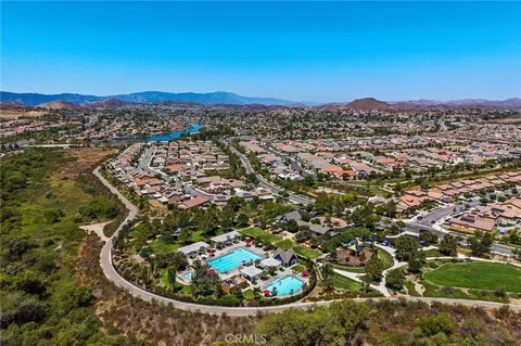 View/Area - 24764 Hidden Hills Dr, Menifee, CA 92584 photo 6 of 8