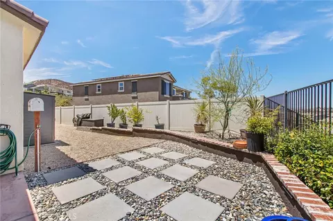 Exterior - 24764 Hidden Hills Dr, Menifee, CA 92584 photo 6 of 9