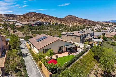 View/Area - 24764 Hidden Hills Dr, Menifee, CA 92584 photo 1 of 8