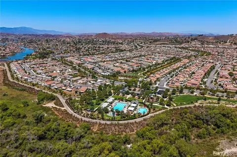 View/Area - 24764 Hidden Hills Dr, Menifee, CA 92584 photo 7 of 8
